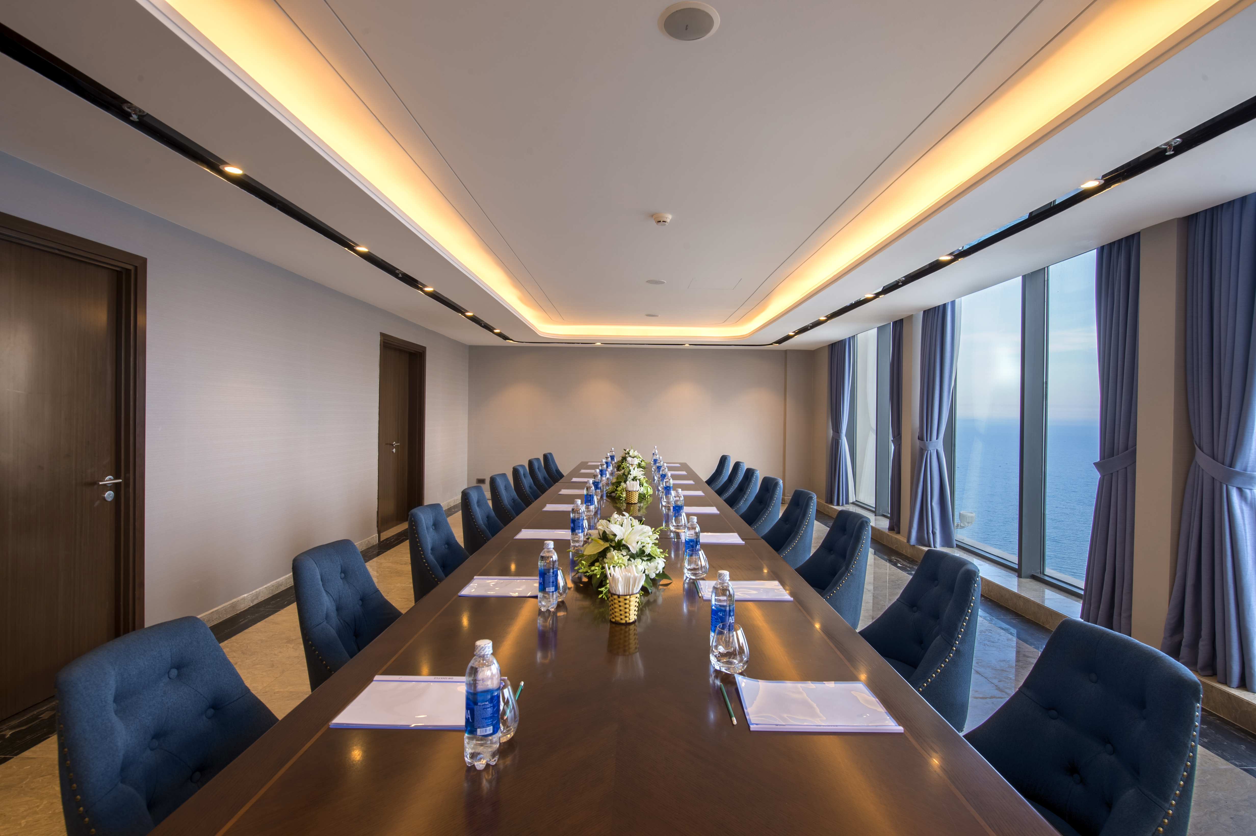 알타라 스위트 호텔알타라 스위트 호텔